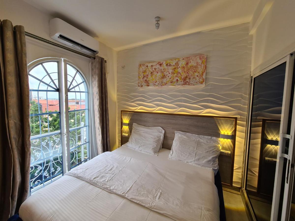 Dolce Vita Palacio Douala Dış mekan fotoğraf